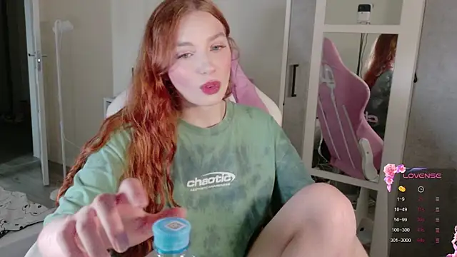 cinnabon girls online show from December 18, 2025, 2:39 am