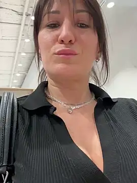 ZhenjaPoledance online show from February 9, 2025, 2:18 pm