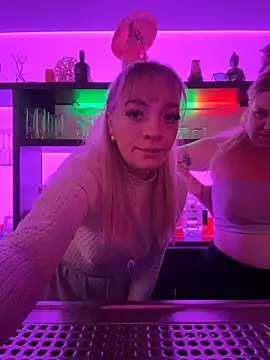 LenaundLeon online show from September 11, 2025, 11:05 pm