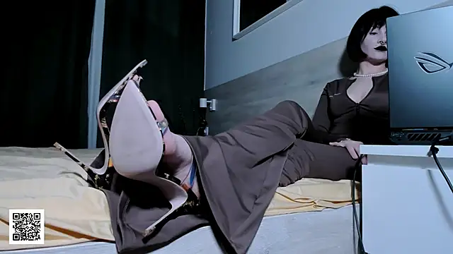  Goddess Misha  online show from April 10, 2026, 9:08 pm