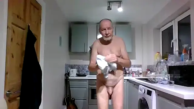 jimmybenido online show from November 29, 2025, 5:38 pm