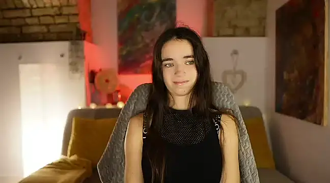 Gia Paige18 online show from December 8, 2024, 3:45 pm