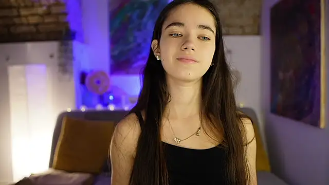 Gia Paige18 online show from December 18, 2024, 8:42 am