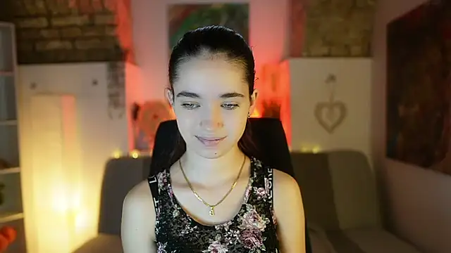 Gia Paige18 online show from February 13, 2025, 9:20 am