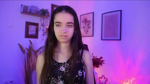 Gia Paige18 online show from November 1, 2025, 9:22 am