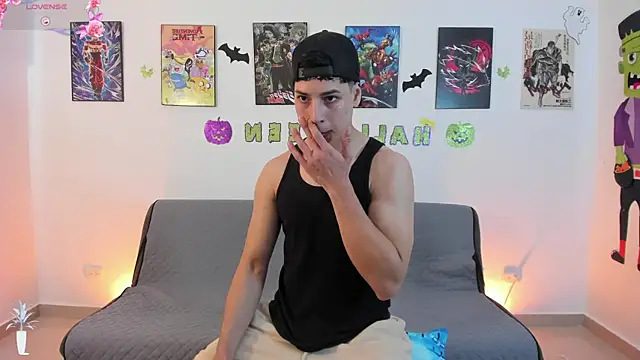 jonathanjoestar  online show from October 24, 2025, 8:16 pm