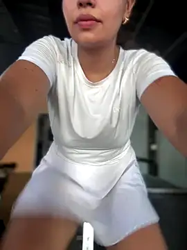 lalilamassu1 online show from November 22, 2025, 2:38 pm