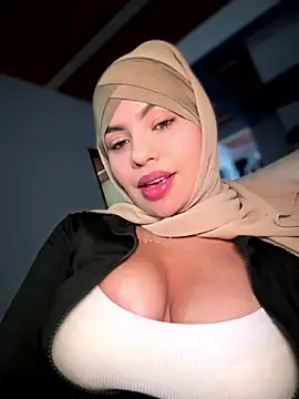 Snapshot of lalilamassu1 chatting on January 18, 2026, 1:48 pm lalilamassu1 online show from January 18, 2026, 1:48 pm