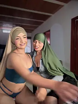 Snapshot of lalilamassu1 chatting on February 11, 2026, 8:14 pm lalilamassu1 online show from February 11, 2026, 8:14 pm