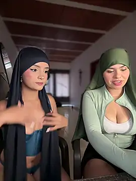 Snapshot of lalilamassu1 chatting on February 20, 2026, 8:09 pm lalilamassu1 online show from February 20, 2026, 8:09 pm