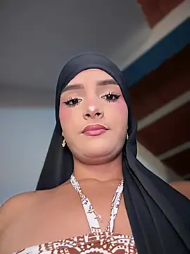 Snapshot of lalilamassu1 chatting on February 25, 2026, 10:30 pm lalilamassu1 online show from February 25, 2026, 10:30 pm