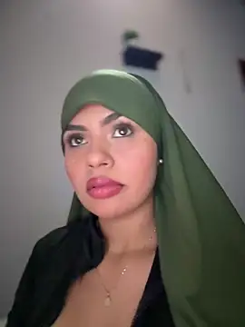 Snapshot of lalilamassu1 chatting on February 28, 2026, 10:11 pm lalilamassu1 online show from February 28, 2026, 10:11 pm