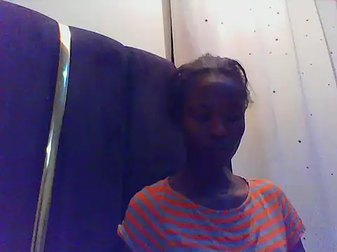 Smasher2010 online show from November 15, 2025, 7:54 pm