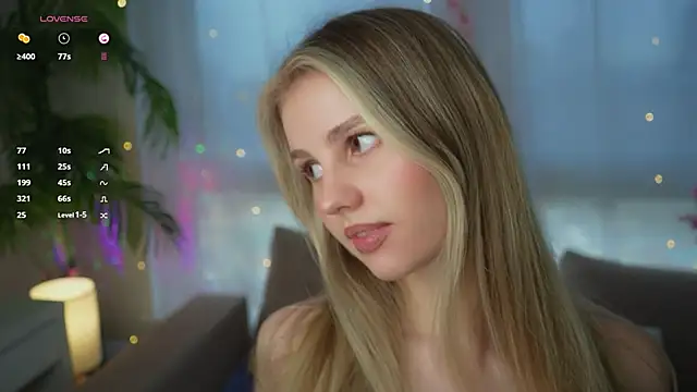 Snapshot of Fluffy-Angel chatting on January 24, 2025, 8:02 am Fluffy-Angel online show from January 24, 2025, 8:02 am