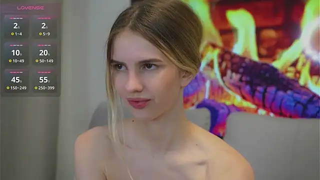 Snapshot of Fluffy-Angel chatting on December 4, 2025, 5:32 pm Fluffy-Angel online show from December 4, 2025, 5:32 pm