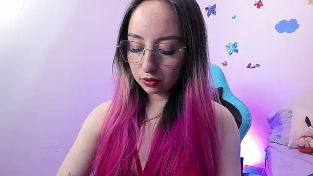 Snapshot of Julieta_cott chatting on January 15, 2025, 1:56 am Julieta cott online show from January 15, 2025, 1:56 am