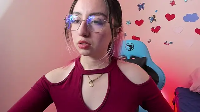 Snapshot of Julieta_cott chatting on February 1, 2025, 12:07 am Julieta cott online show from February 1, 2025, 12:07 am