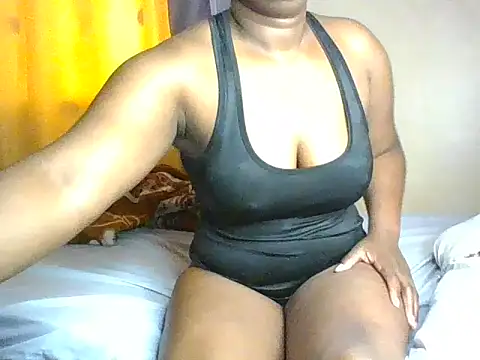 Missshelo online show from May 21, 2026, 5:47 am