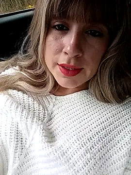 Snapshot of GatitaXD27 chatting on January 20, 2025, 1:21 pm GatitaXD27 online show from January 20, 2025, 1:21 pm