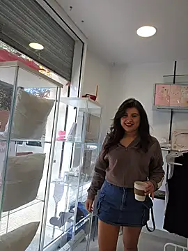 Snapshot of GatitaXD27 chatting on November 19, 2025, 9:53 am GatitaXD27 online show from November 19, 2025, 9:53 am