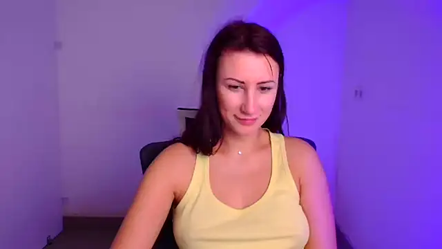 Loren Moa online show from December 23, 2024, 4:06 pm