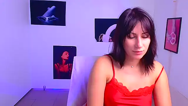 Loren Moa online show from January 17, 2025, 4:15 pm