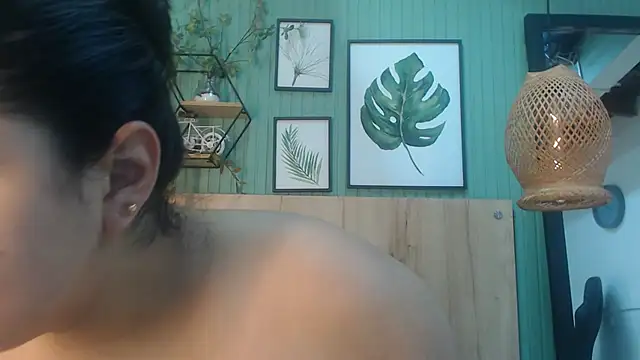 Snapshot of george_jonnes chatting on November 29, 2025, 10:07 am george jonnes online show from November 29, 2025, 10:07 am