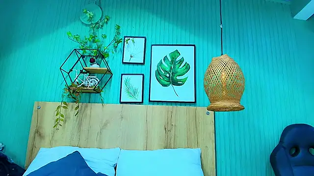 george jonnes online show from April 8, 2026, 9:42 am