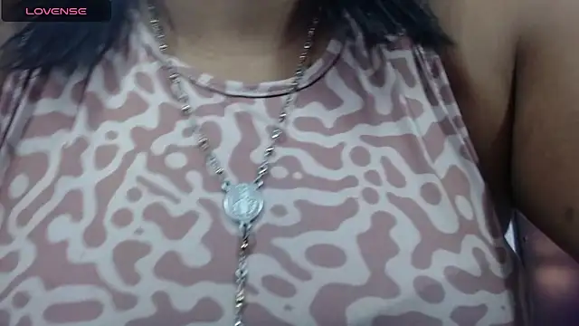 Snapshot of ozuna_sex chatting on February 10, 2025, 12:50 pm ozuna sex online show from February 10, 2025, 12:50 pm