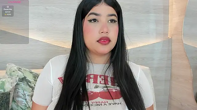 Snapshot of Lana_Lann chatting on March 2, 2026, 4:03 am Lana Lann online show from March 2, 2026, 4:03 am