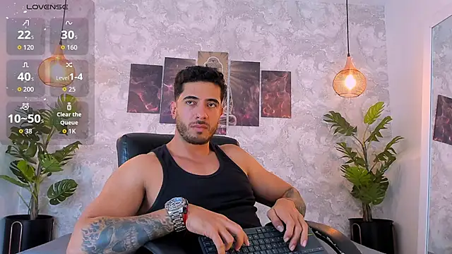 Snapshot of Nate_franco chatting on December 17, 2025, 3:34 am Nate franco online show from December 17, 2025, 3:34 am