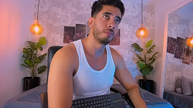 Snapshot of Nate_franco chatting on December 20, 2025, 4:19 am Nate franco online show from December 20, 2025, 4:19 am