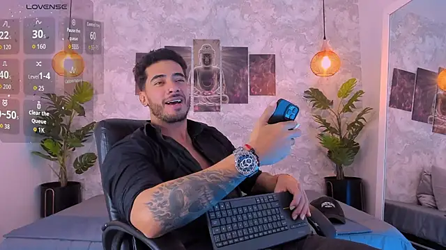 Snapshot of Nate_franco chatting on December 21, 2025, 2:08 am Nate franco online show from December 21, 2025, 2:08 am