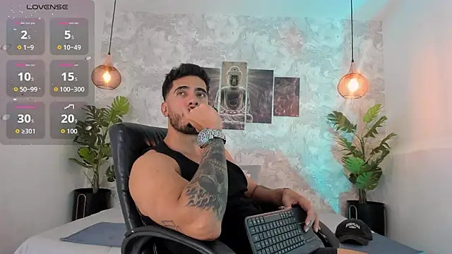 Snapshot of Nate_franco chatting on January 6, 2026, 2:37 am Nate franco online show from January 6, 2026, 2:37 am