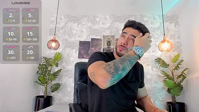 Snapshot of Nate_franco chatting on January 9, 2026, 4:15 am Nate franco online show from January 9, 2026, 4:15 am