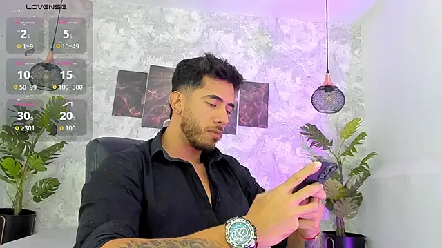 Snapshot of Nate_franco chatting on January 16, 2026, 12:03 am Nate franco online show from January 16, 2026, 12:03 am