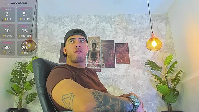 Snapshot of Nate_franco chatting on February 2, 2026, 2:43 am Nate franco online show from February 2, 2026, 2:43 am