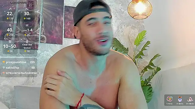 Snapshot of Nate_franco chatting on February 12, 2026, 3:51 pm Nate franco online show from February 12, 2026, 3:51 pm