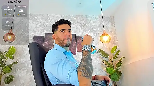 Snapshot of Nate_franco chatting on February 23, 2026, 4:54 am Nate franco online show from February 23, 2026, 4:54 am