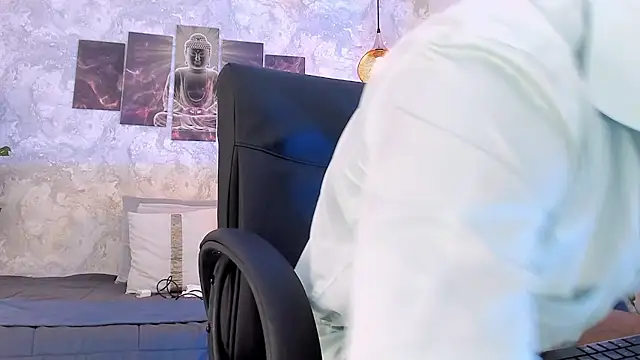 Snapshot of Nate_franco chatting on February 24, 2026, 12:52 am Nate franco online show from February 24, 2026, 12:52 am