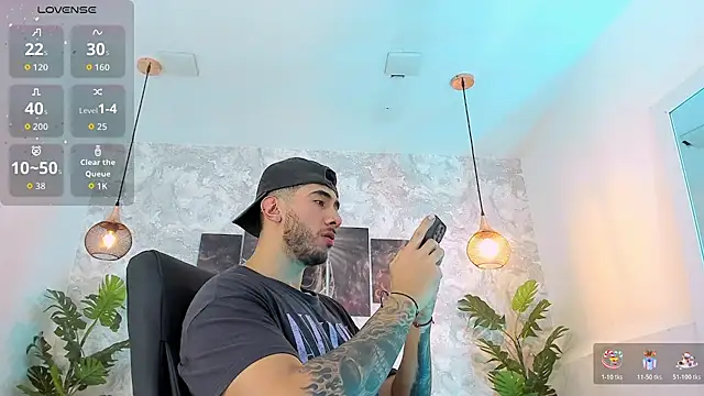 Snapshot of Nate_franco chatting on February 26, 2026, 3:38 am Nate franco online show from February 26, 2026, 3:38 am