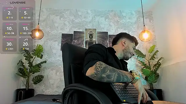 Snapshot of Nate_franco chatting on February 28, 2026, 3:29 am Nate franco online show from February 28, 2026, 3:29 am