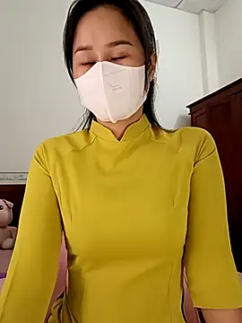    Erin    online show from February 12, 2026, 2:17 am