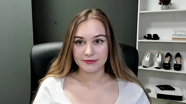 kitty valeria online show from March 29, 2026, 1:44 pm