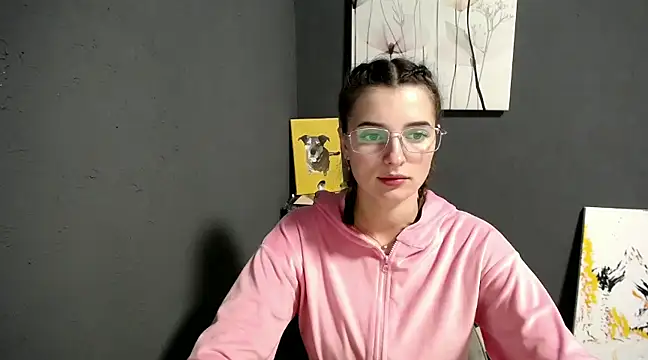 lady olivia  online show from December 12, 2024, 5:59 pm