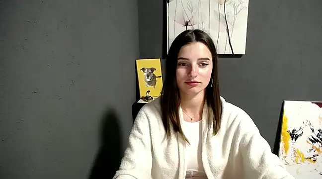 lady olivia  online show from February 8, 2025, 4:36 pm