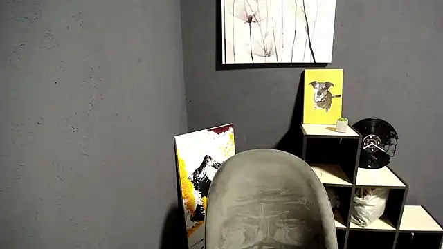 lady olivia  online show from September 23, 2025, 2:53 pm