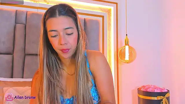 elianabrown online show from September 22, 2025, 10:45 pm