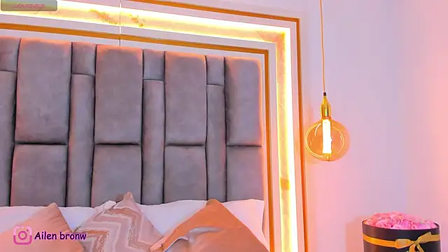 elianabrown online show from October 3, 2025, 9:34 pm