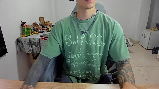 Snapshot of Balo_lovers chatting on February 28, 2025, 6:52 pm Balo lovers online show from February 28, 2025, 6:52 pm